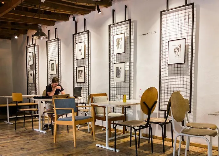 Hostel Destil Tirana