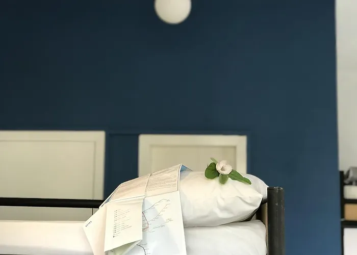 Hostel Destil Τίρανα